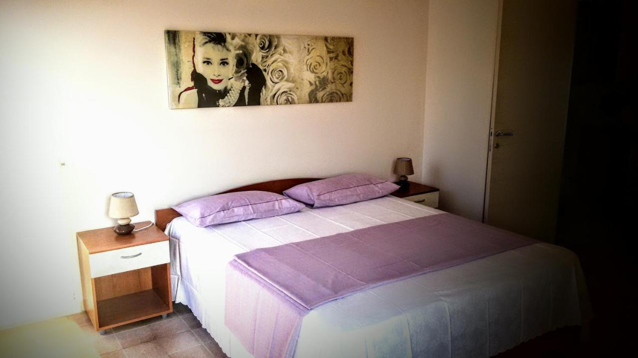 B&B Delfis Gallipoli Bagian luar foto